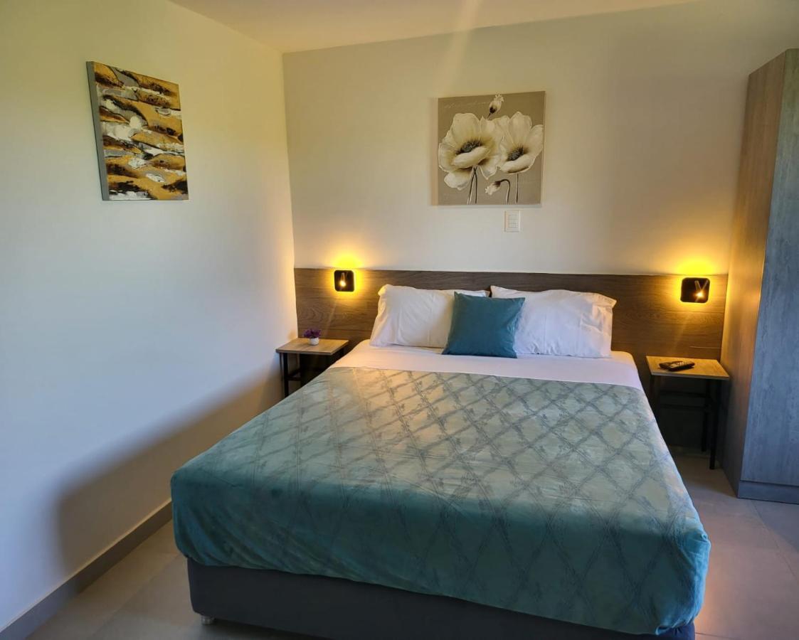 Hotel Oasis-Dream Holidays - La Petite France San Bernardino Eksteriør billede